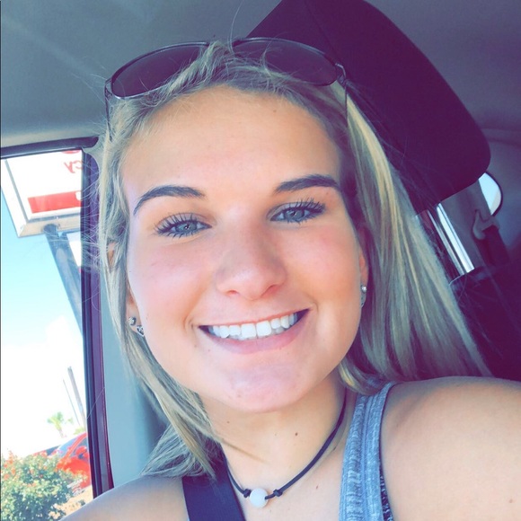 Meet your Posher, Audrey - Picture 1 of 1